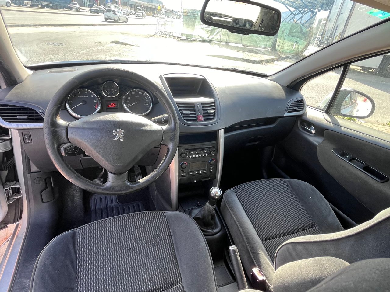 Foto Peugeot 207 7