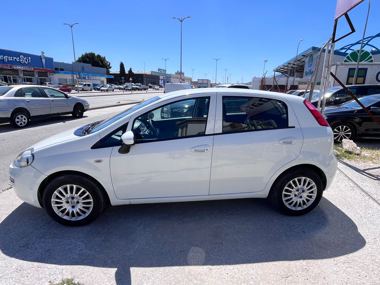 Foto Fiat Punto 9