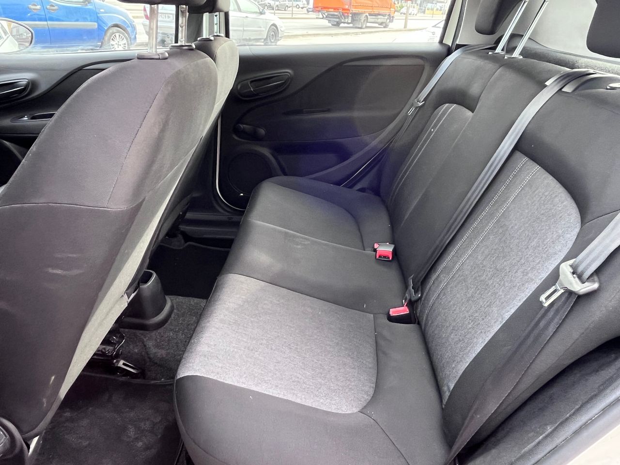 Foto Fiat Punto 11