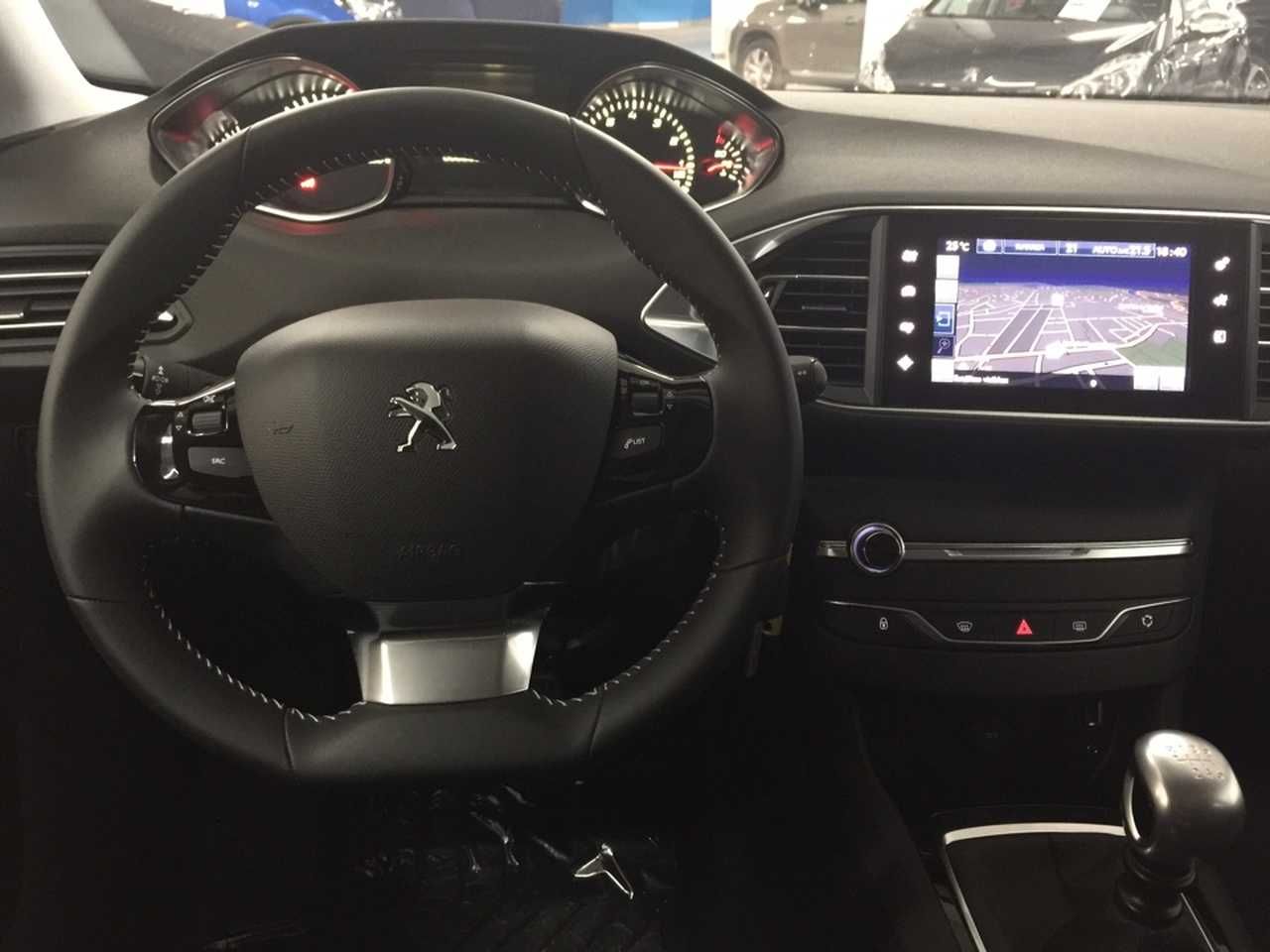 Foto Peugeot 308 11