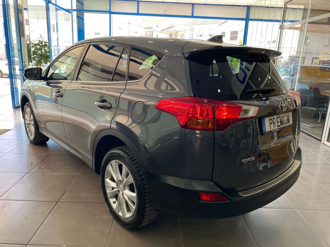 Foto Toyota Rav4 2