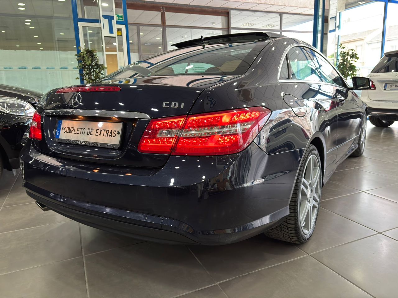 Foto Mercedes-Benz Clase E 4