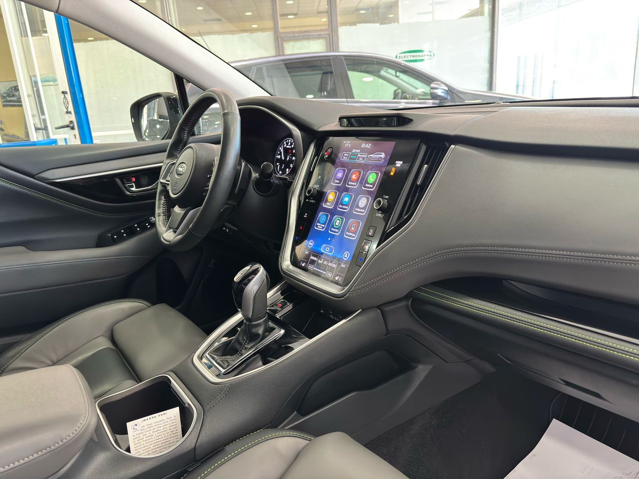 Foto Subaru Outback 15
