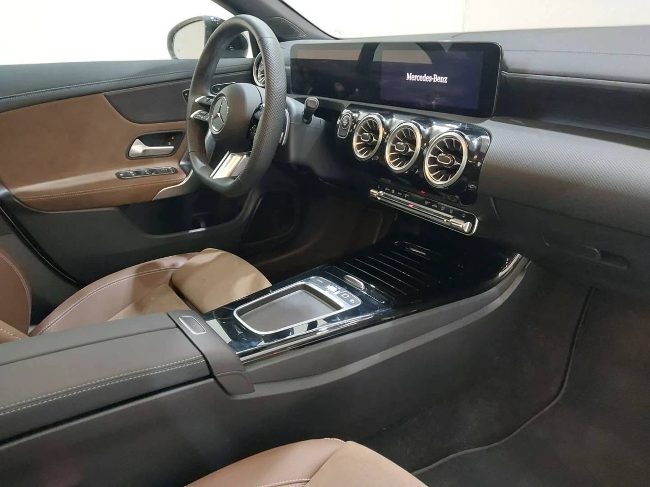 Foto Mercedes-Benz Clase CLA 9