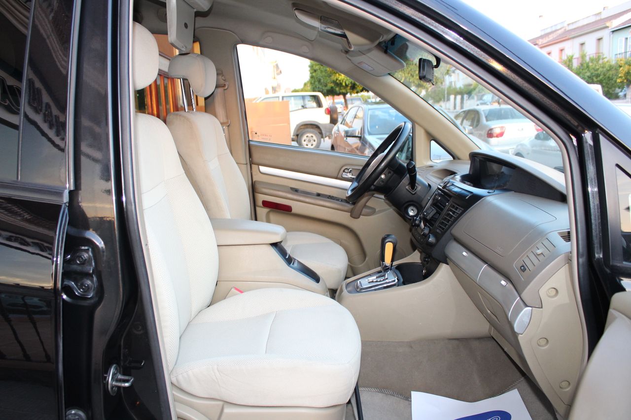 Foto SsangYong Rodius 12
