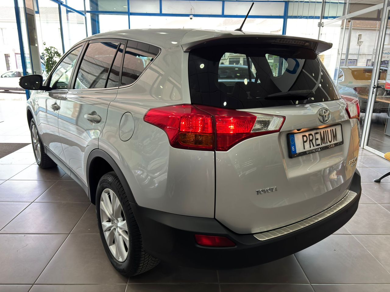 Foto Toyota Rav4 2