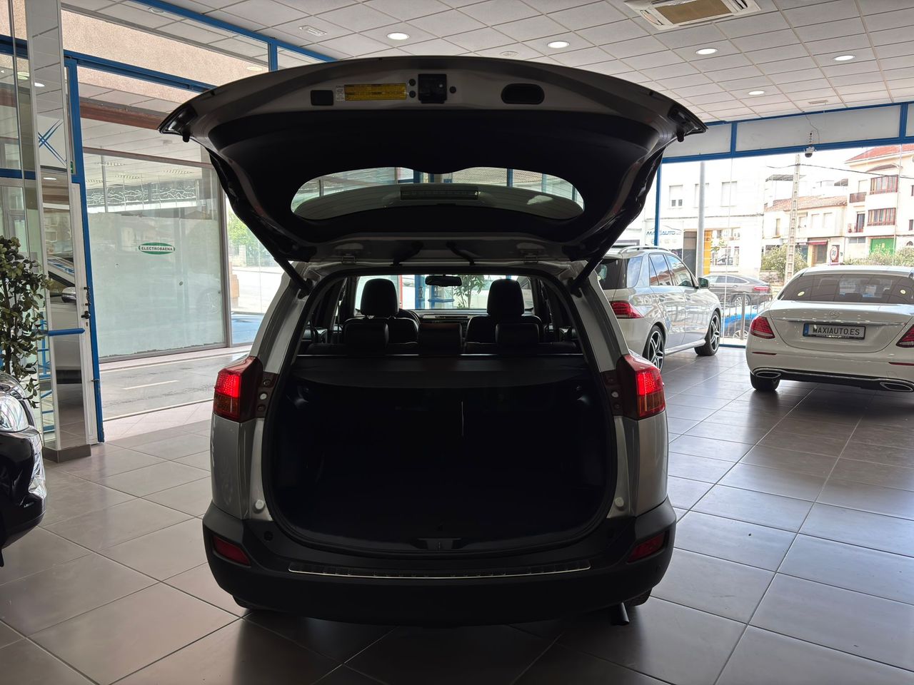 Foto Toyota Rav4 11