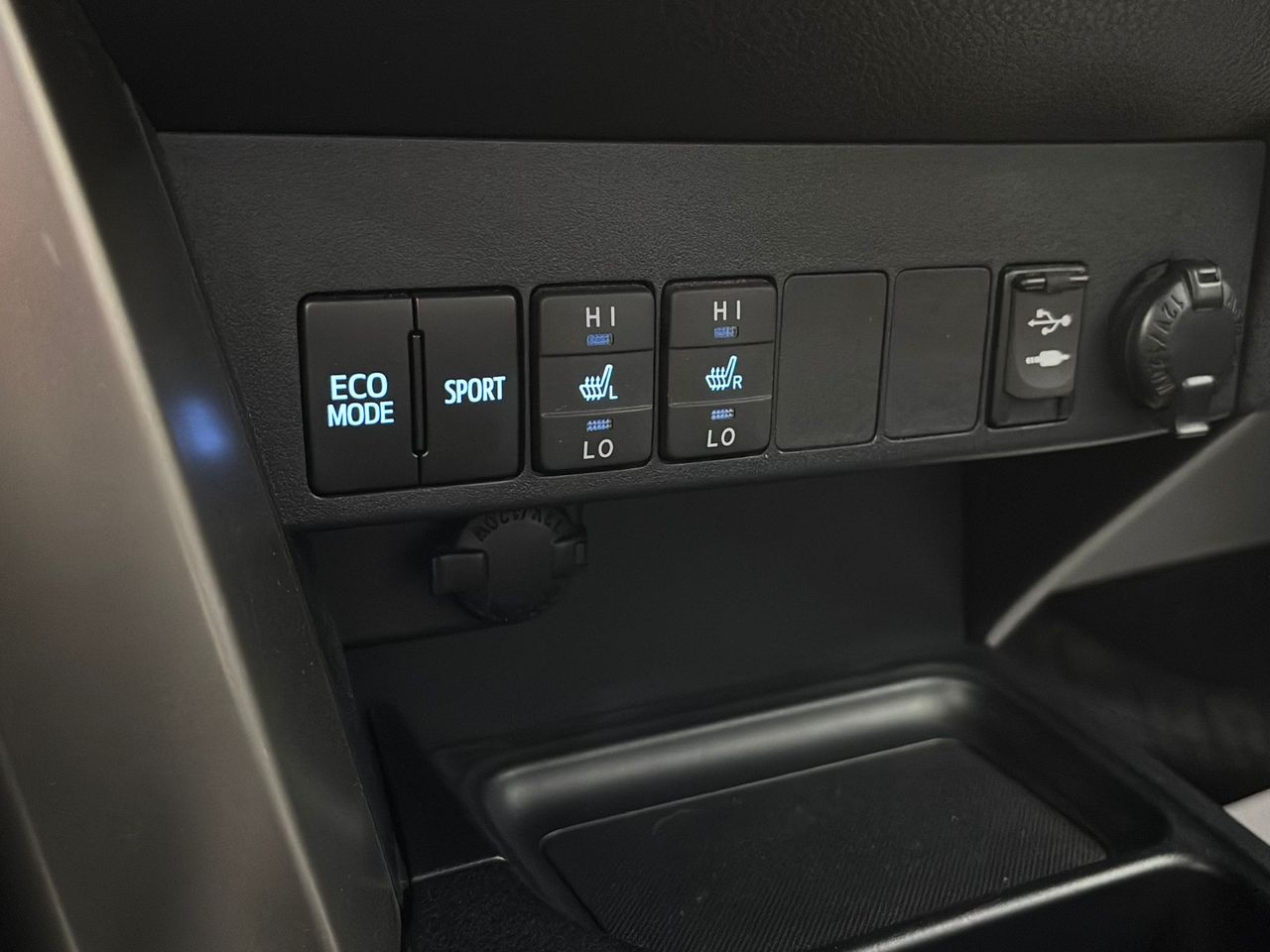 Foto Toyota Rav4 19