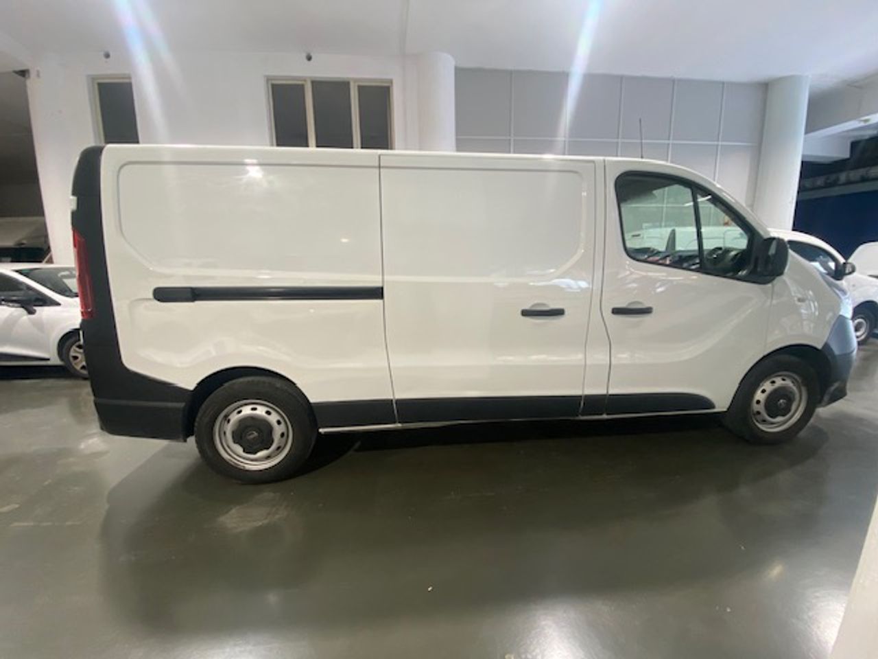 Foto Nissan NV300 5