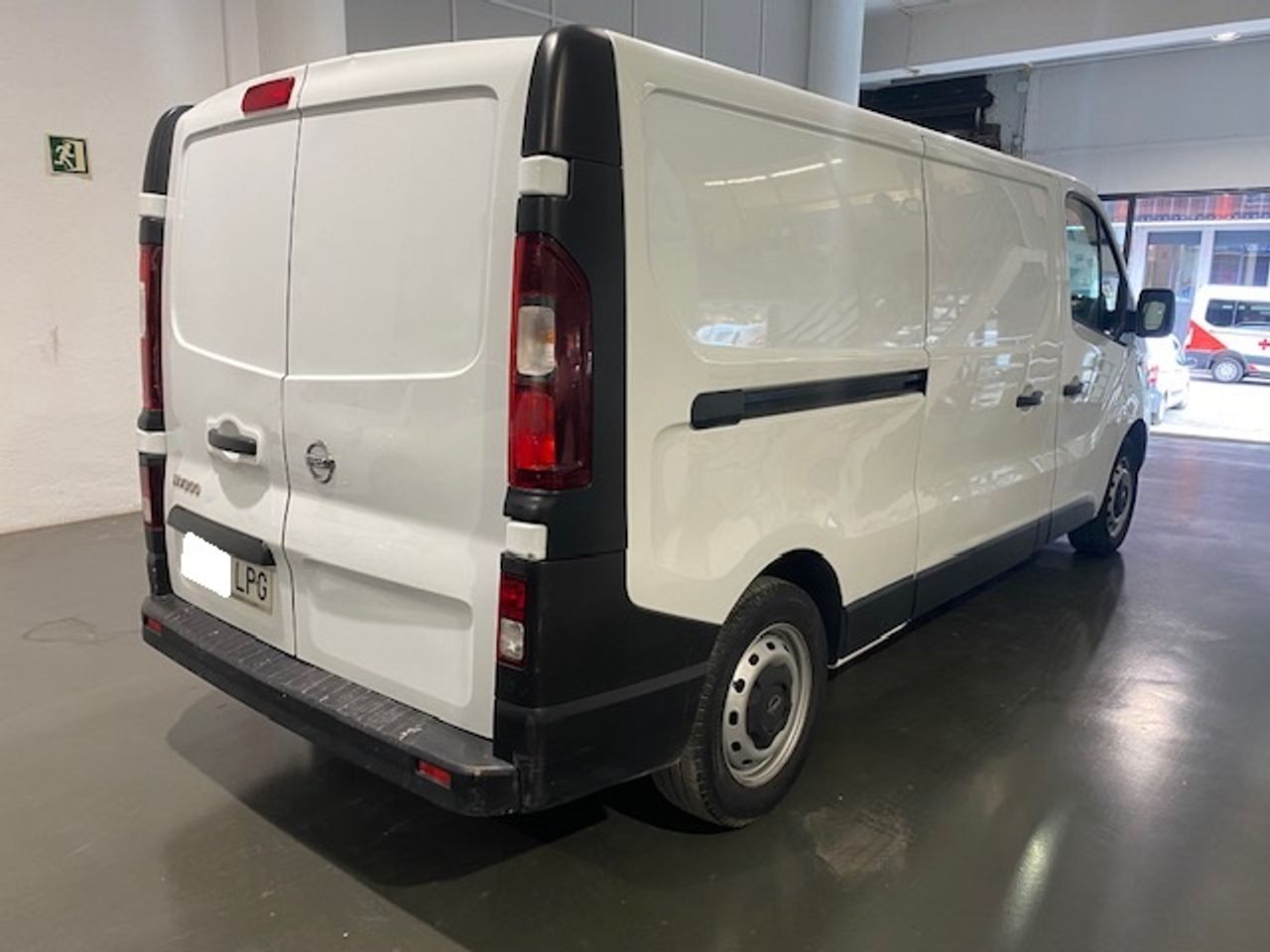 Foto Nissan NV300 7