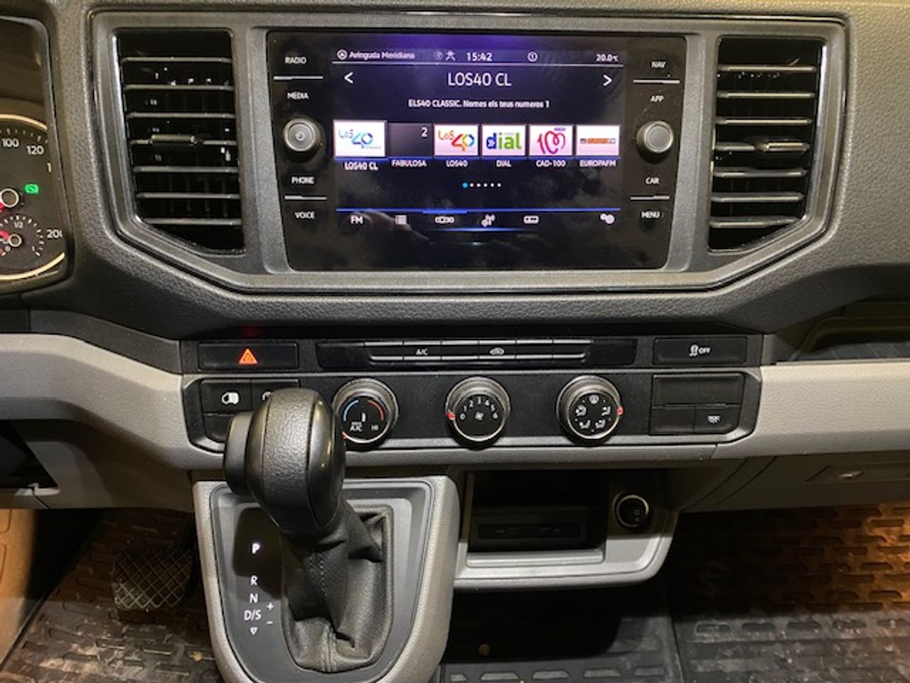 Foto Volkswagen Crafter 15