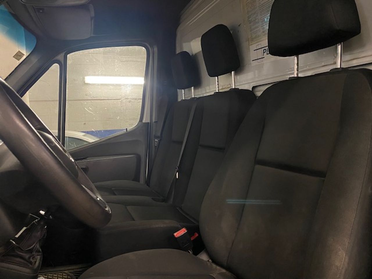 Foto Mercedes-Benz Sprinter 28