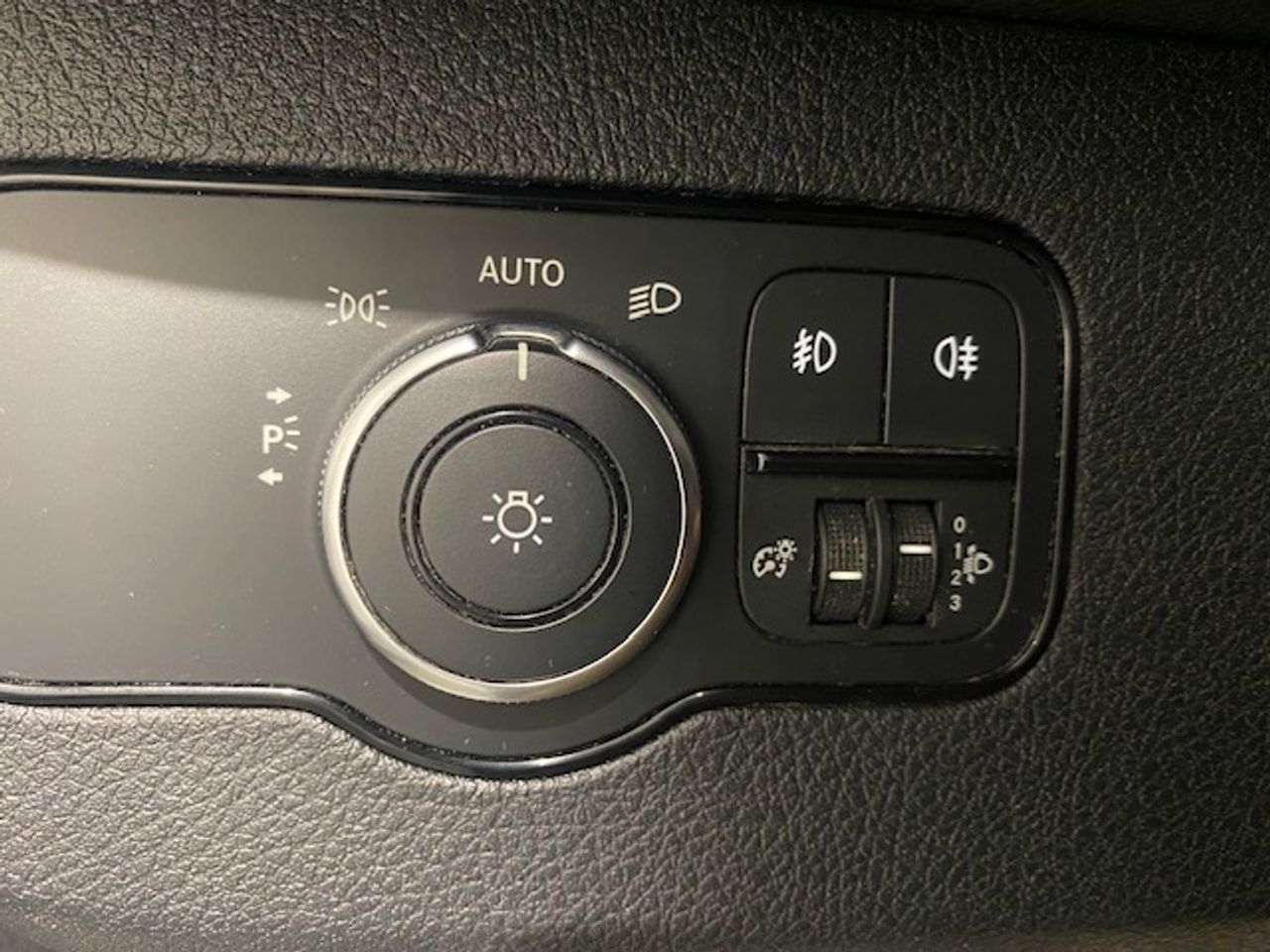 Foto Mercedes-Benz Sprinter 25