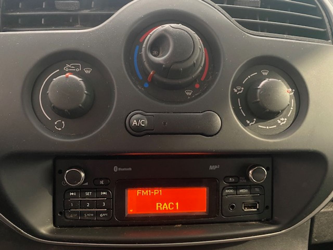 Foto Renault Kangoo 15