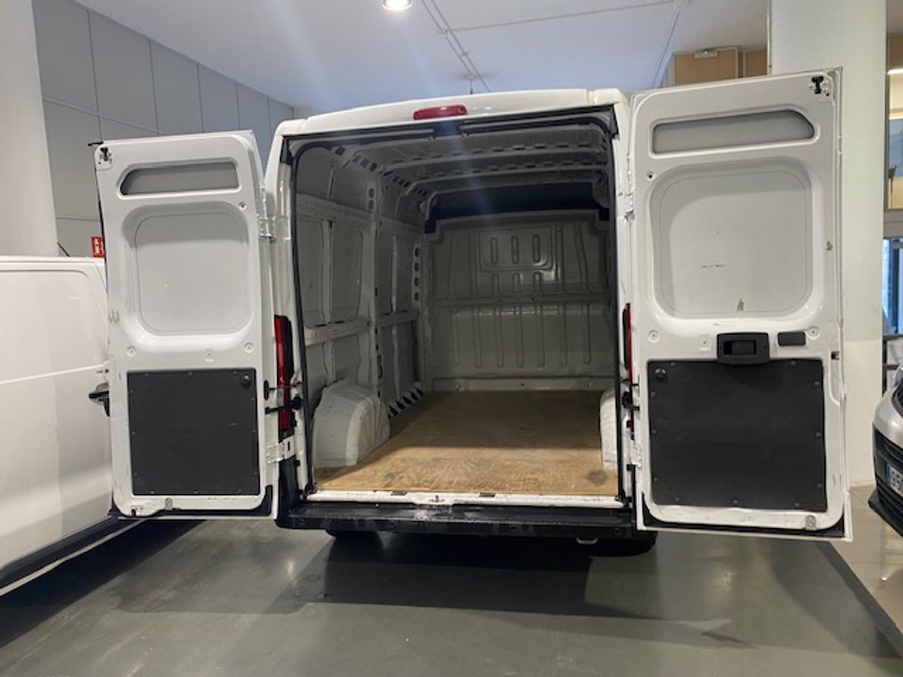 Foto Peugeot Boxer 8