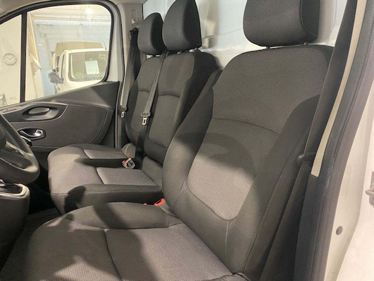 Foto Renault Trafic 34