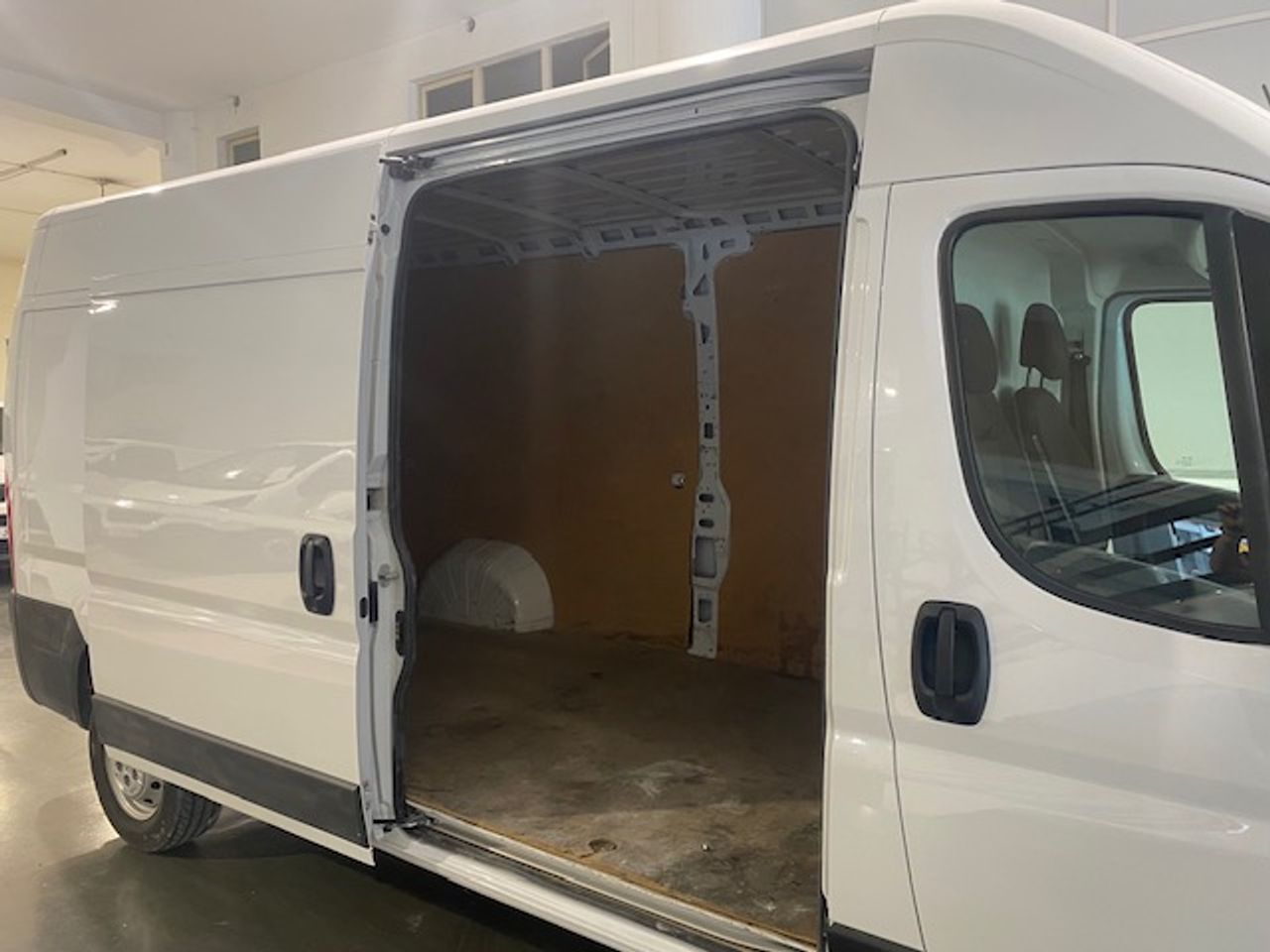 Foto Opel Movano 17