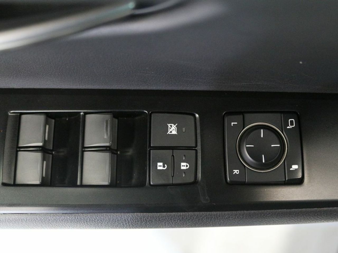 Foto Lexus UX 8