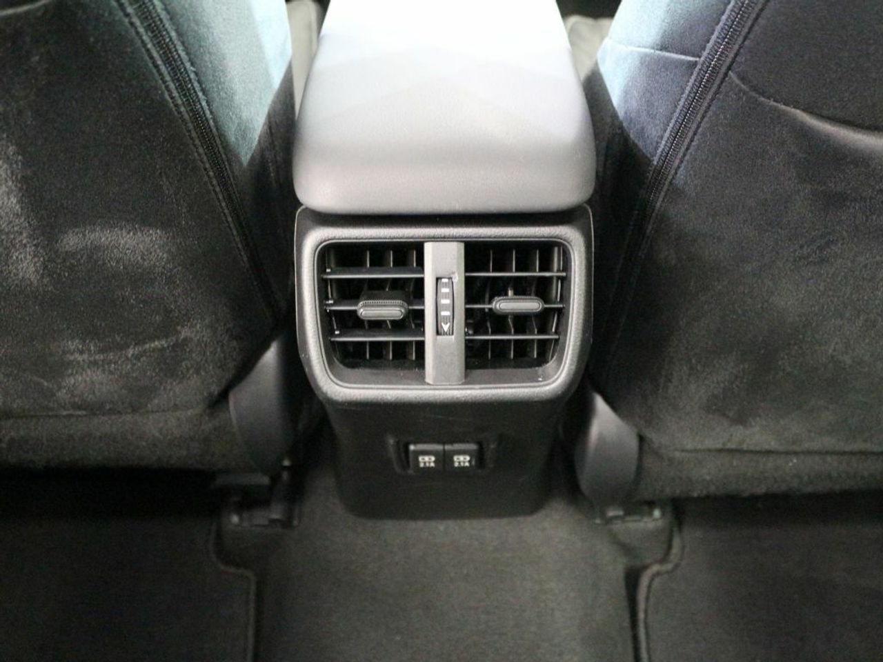 Foto Lexus UX 14