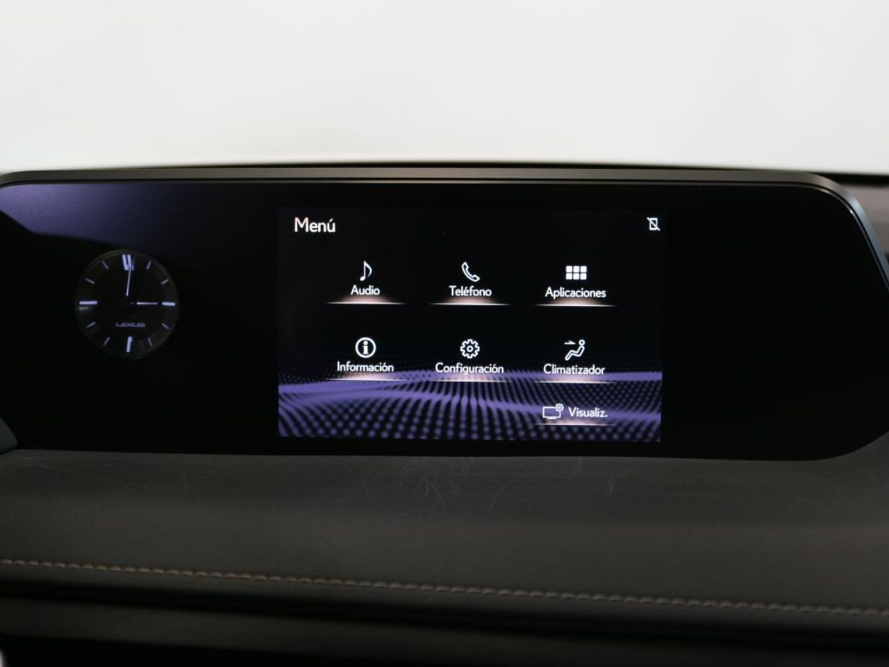 Foto Lexus UX 24