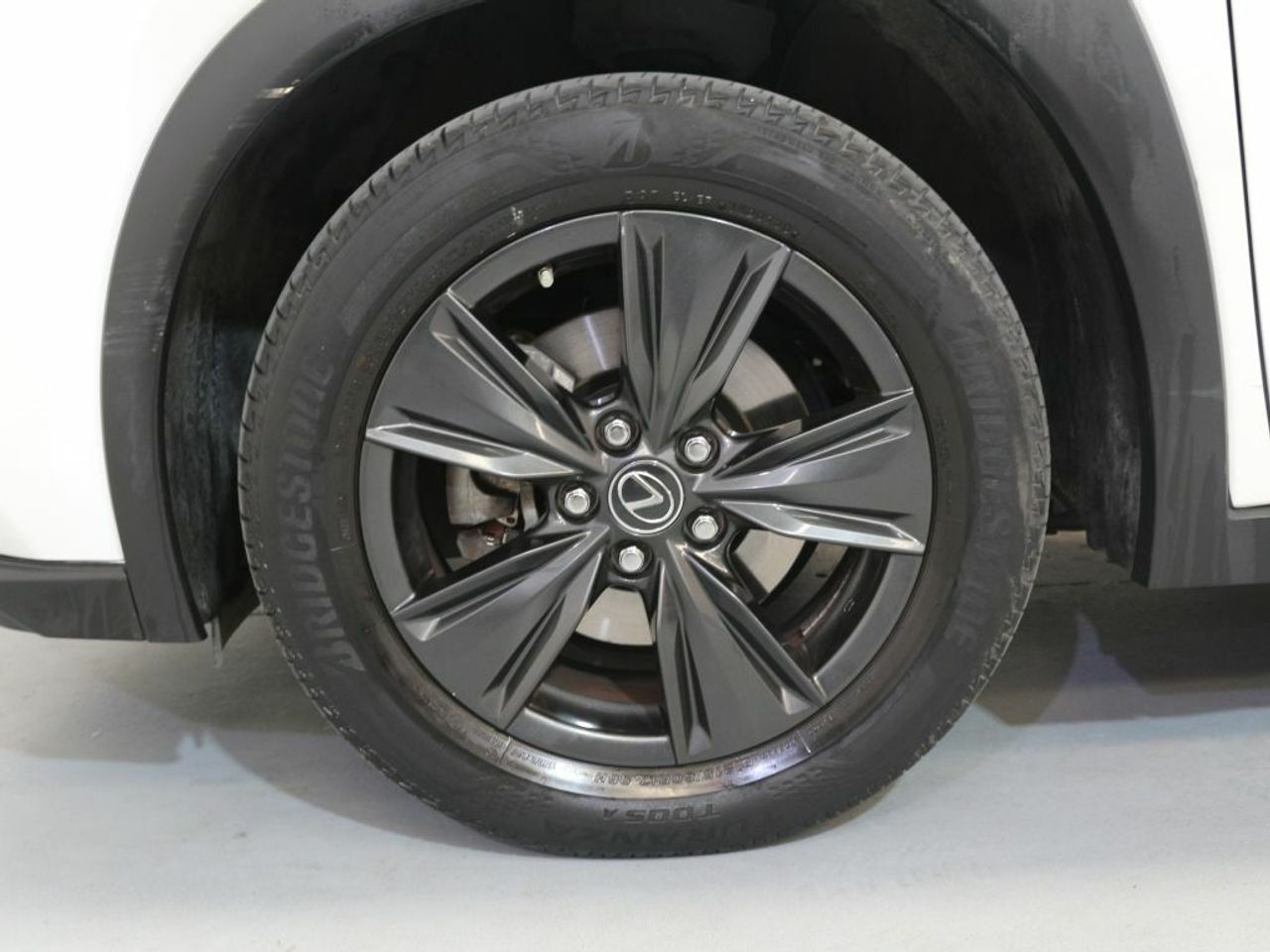 Foto Lexus UX 37