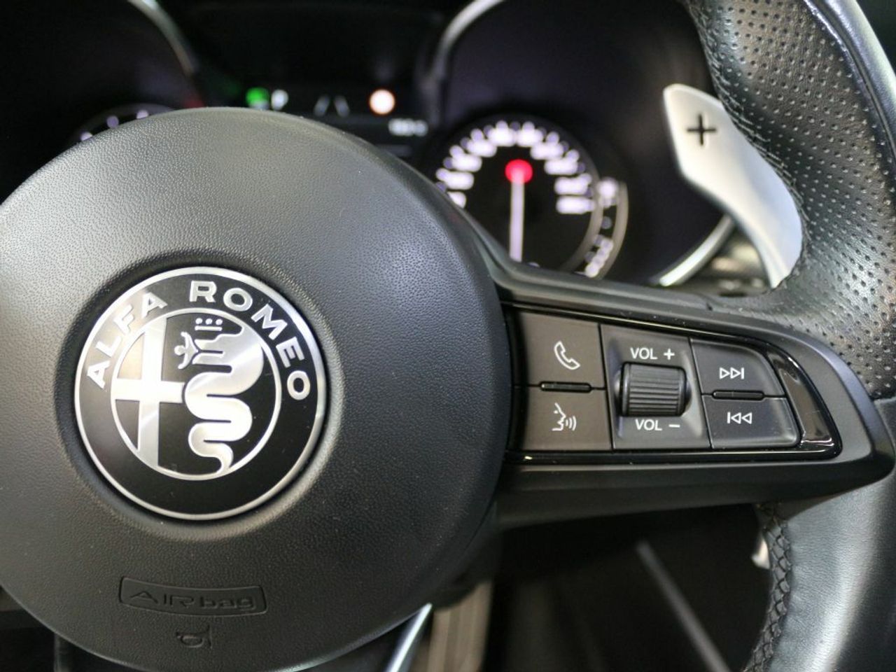 Foto Alfa Romeo Stelvio 20