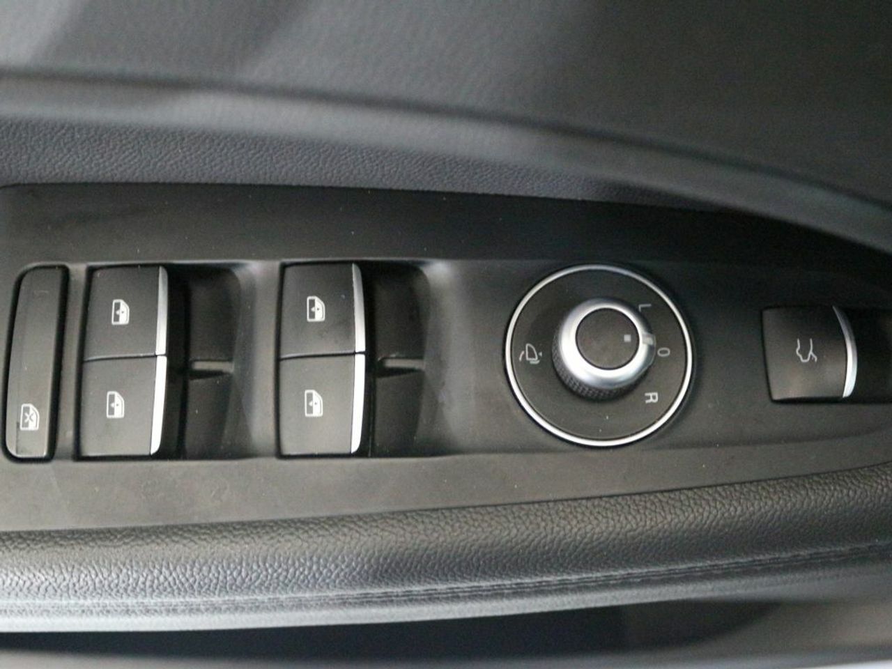Foto Alfa Romeo Stelvio 10