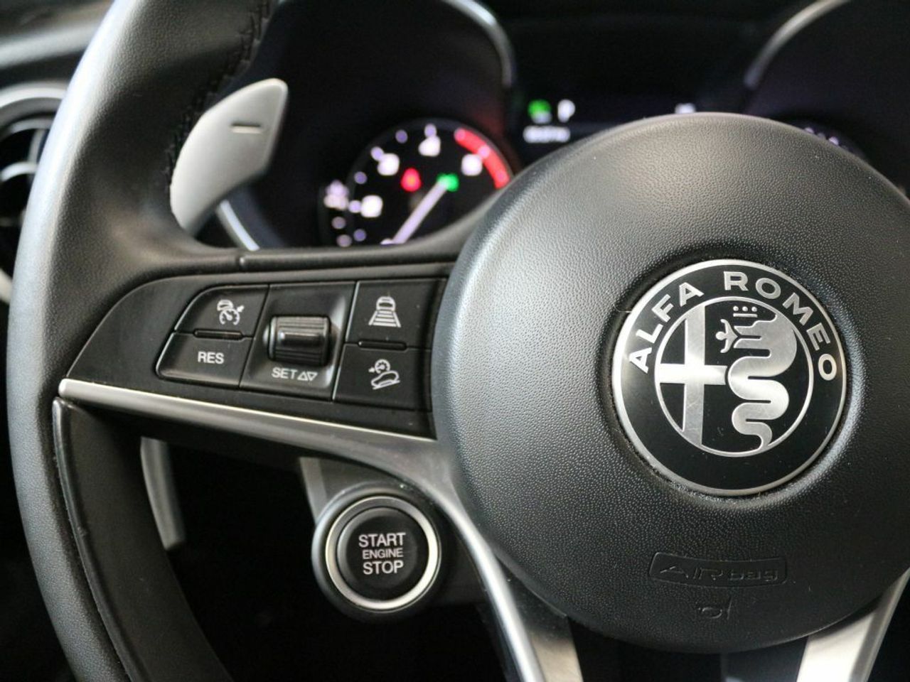 Foto Alfa Romeo Stelvio 19
