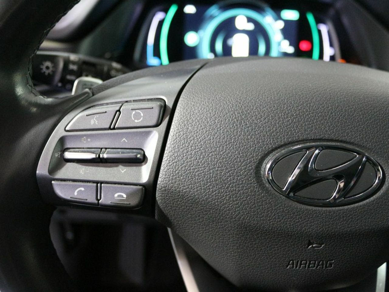 Foto Hyundai IONIQ 18