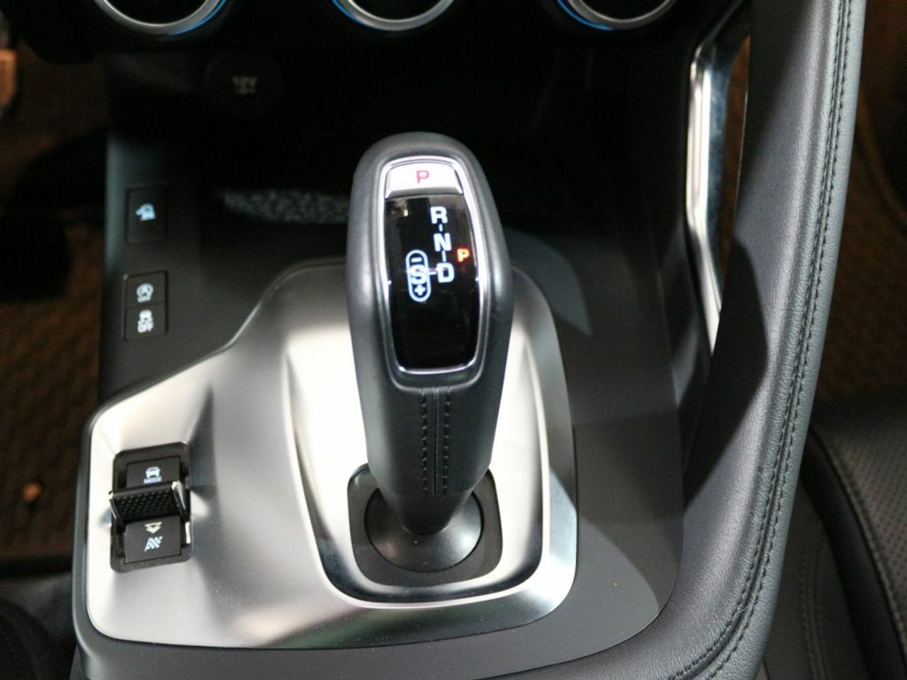 Foto Jaguar E-Pace 32