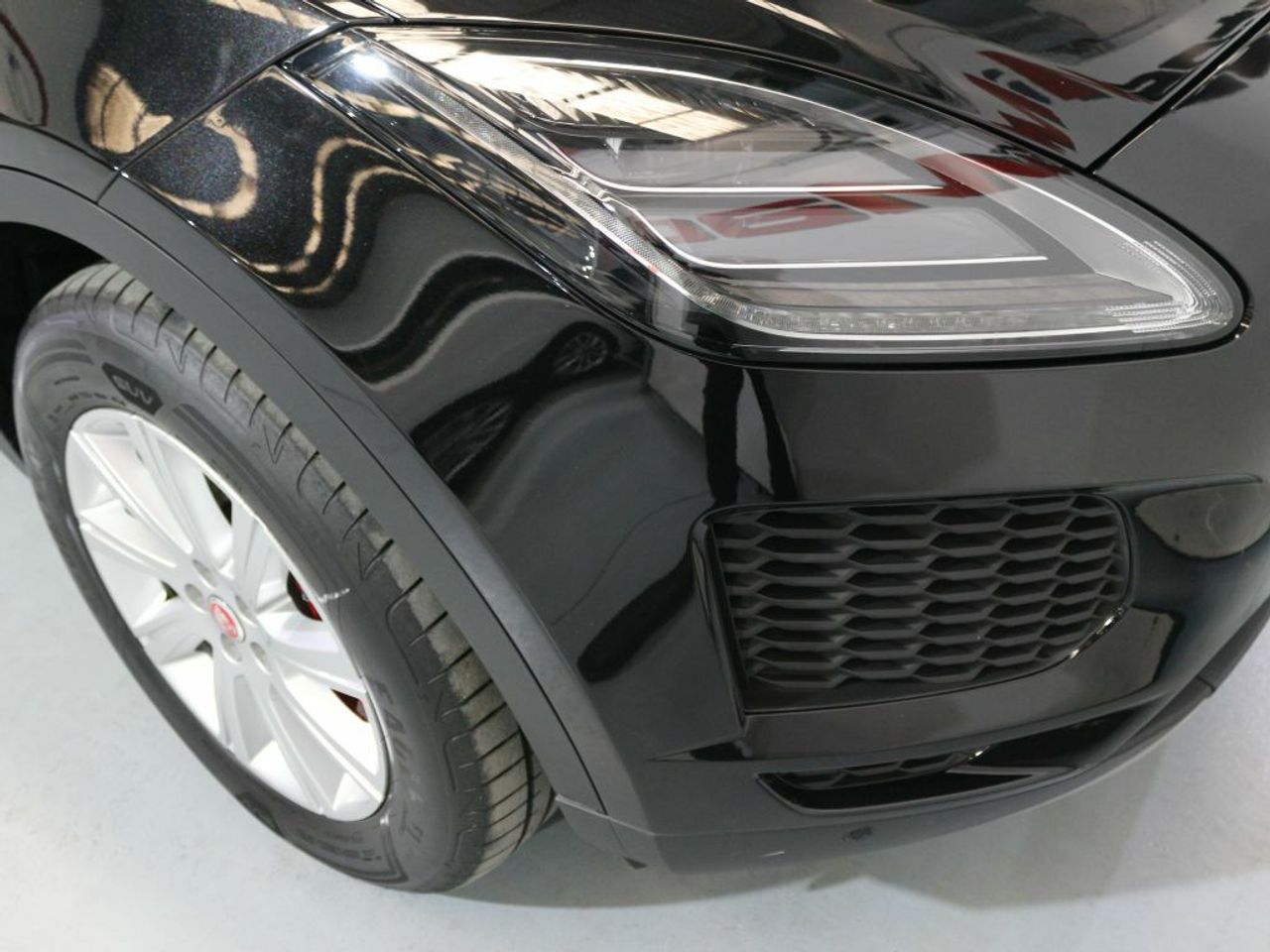 Foto Jaguar E-Pace 36