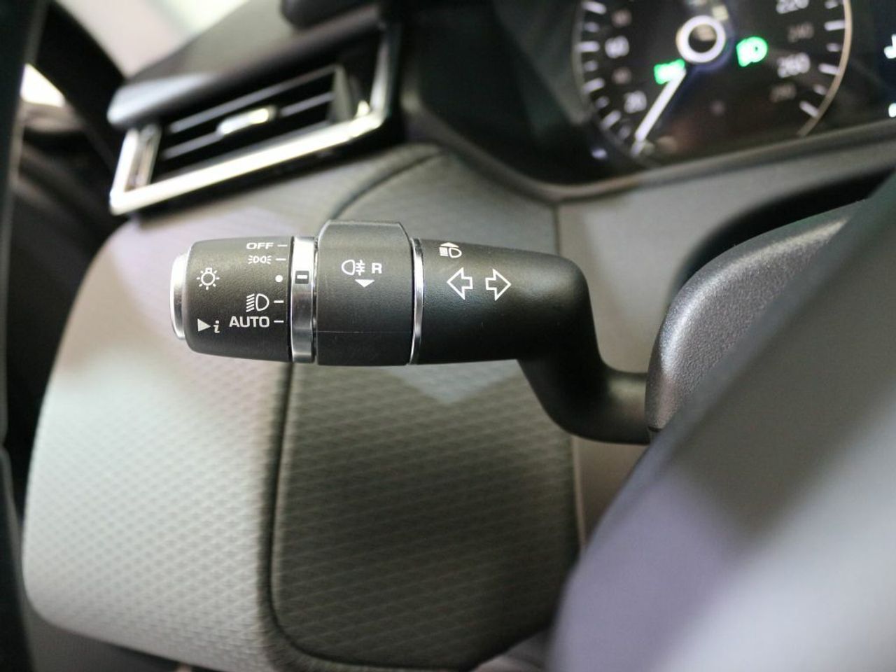Foto Land-Rover Range Rover Velar 23