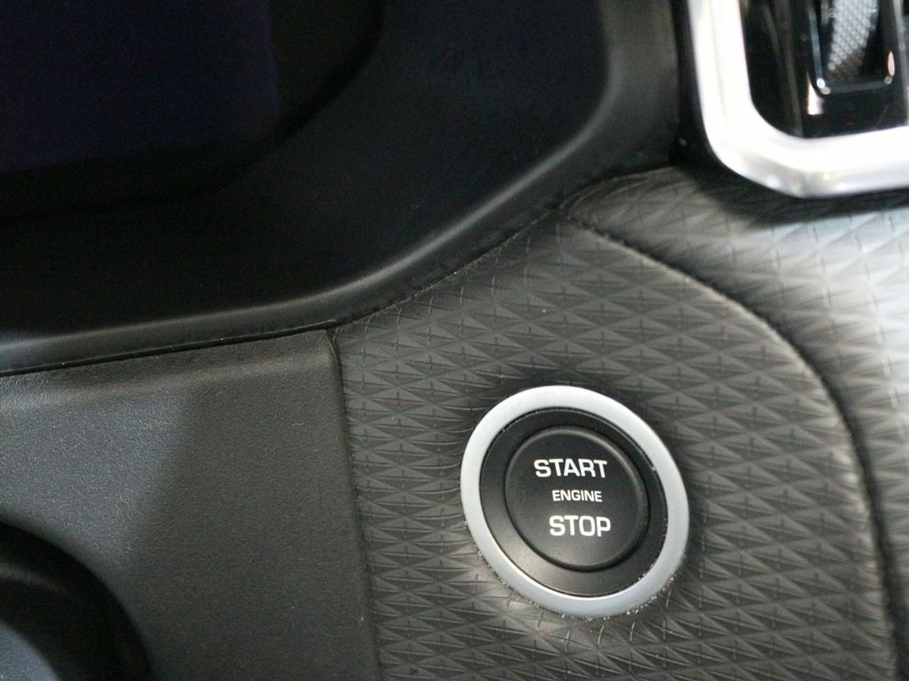 Foto Land-Rover Range Rover Velar 36