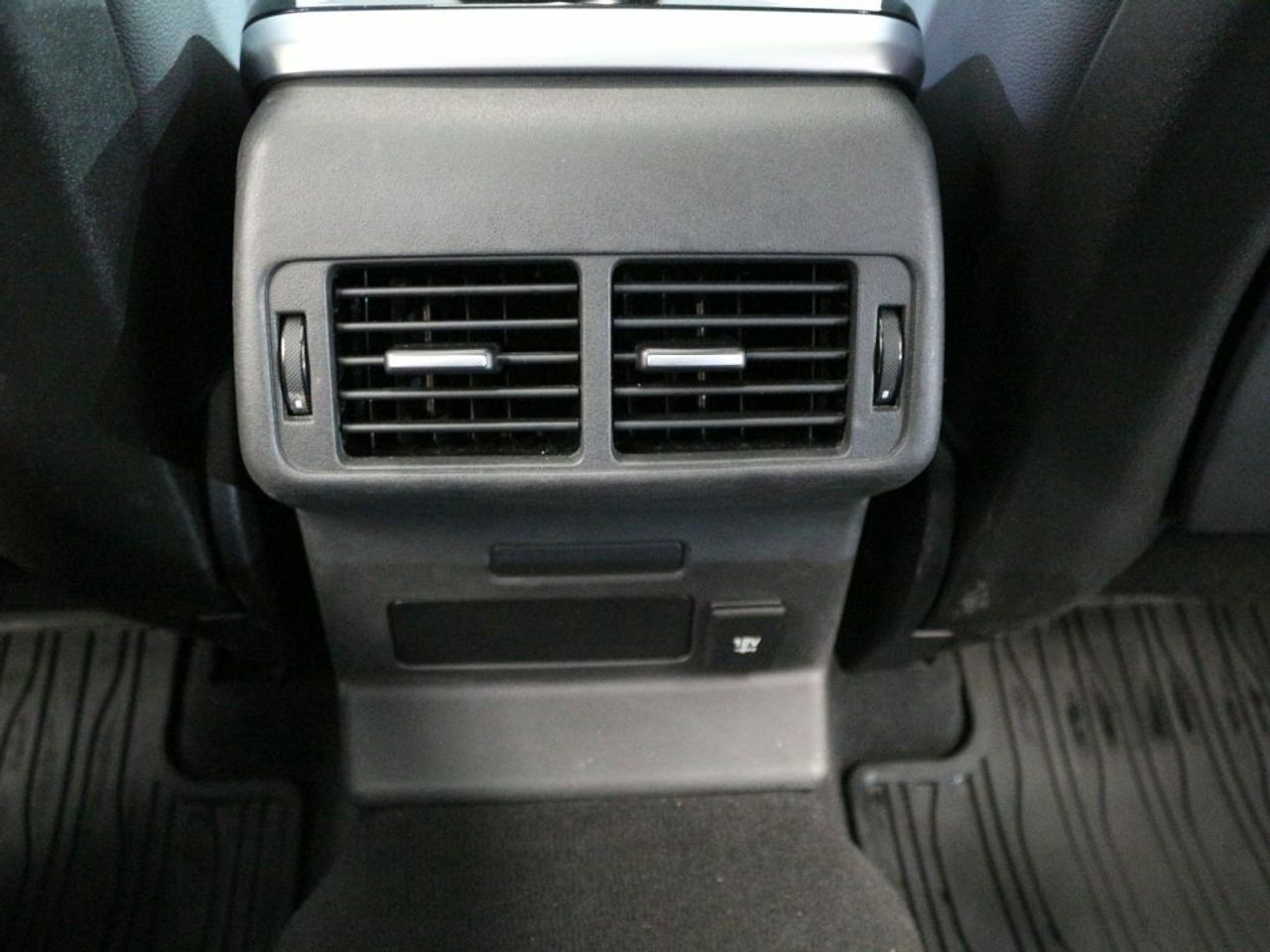 Foto Land-Rover Range Rover Velar 20