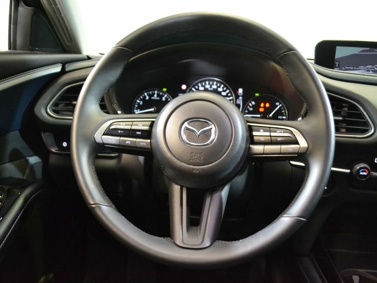 Foto Mazda CX-30 12