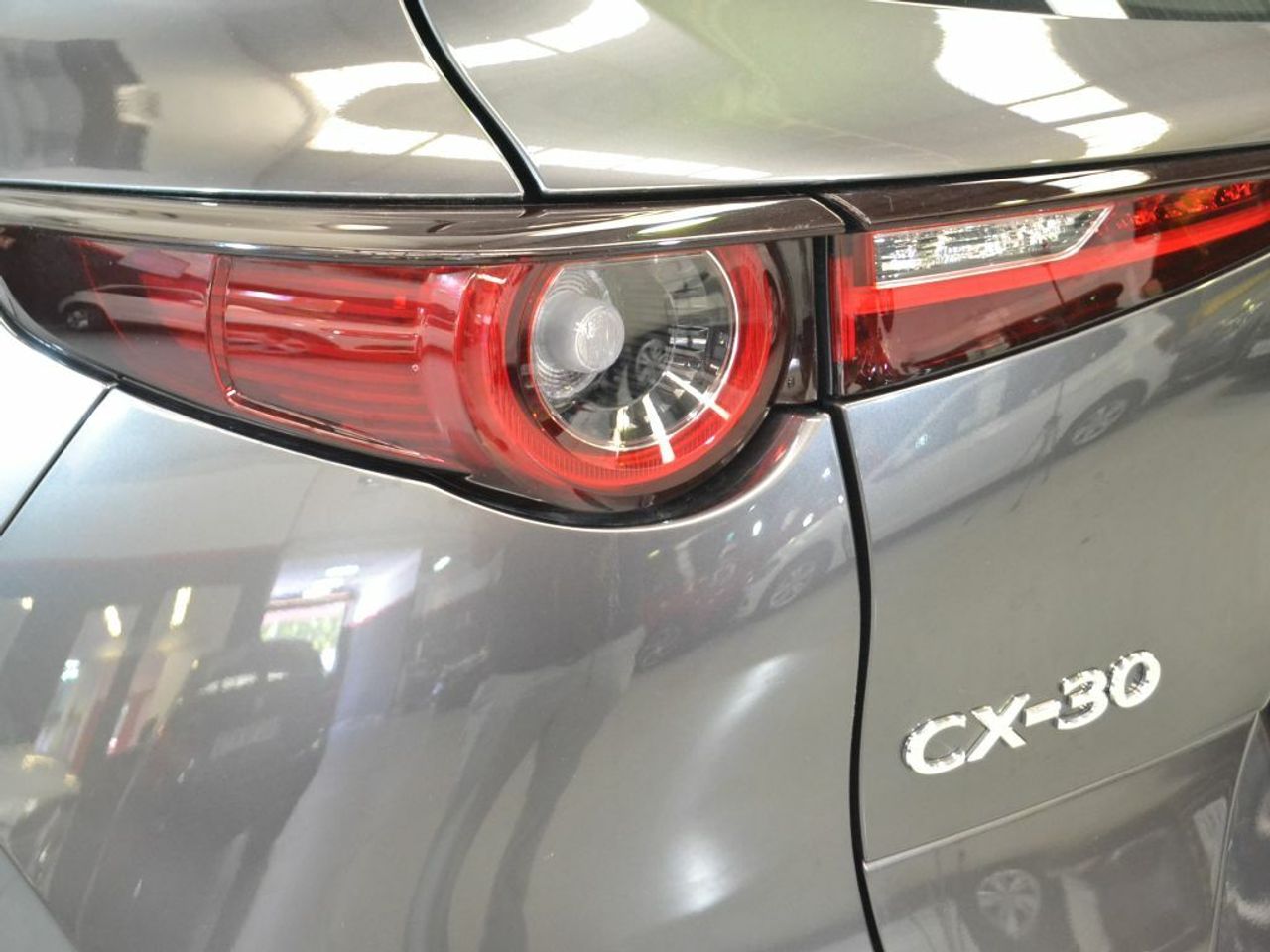 Foto Mazda CX-30 23