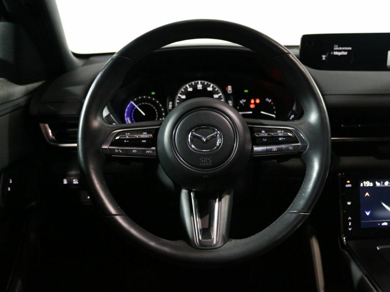 Foto Mazda MX-30 18