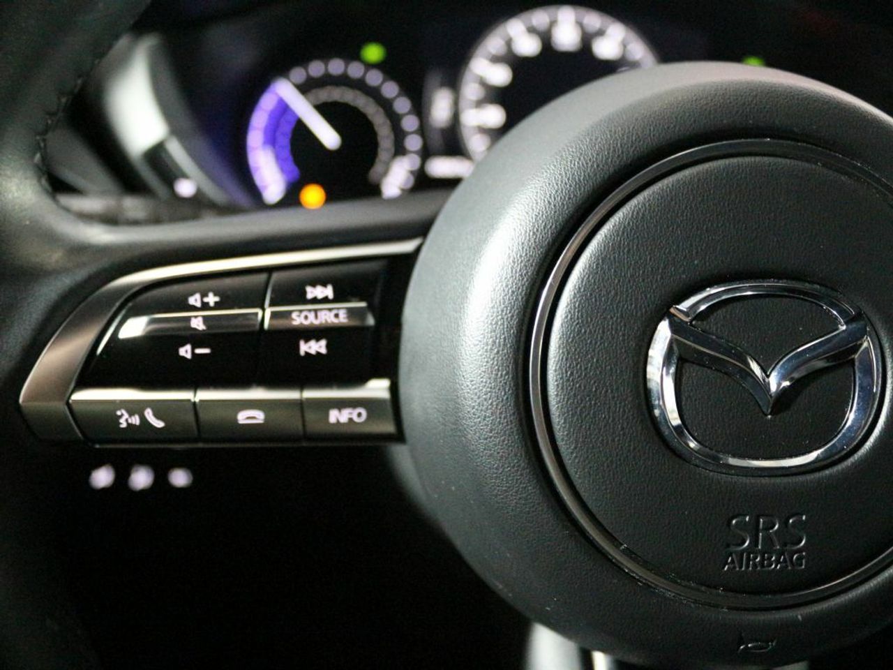 Foto Mazda MX-30 19