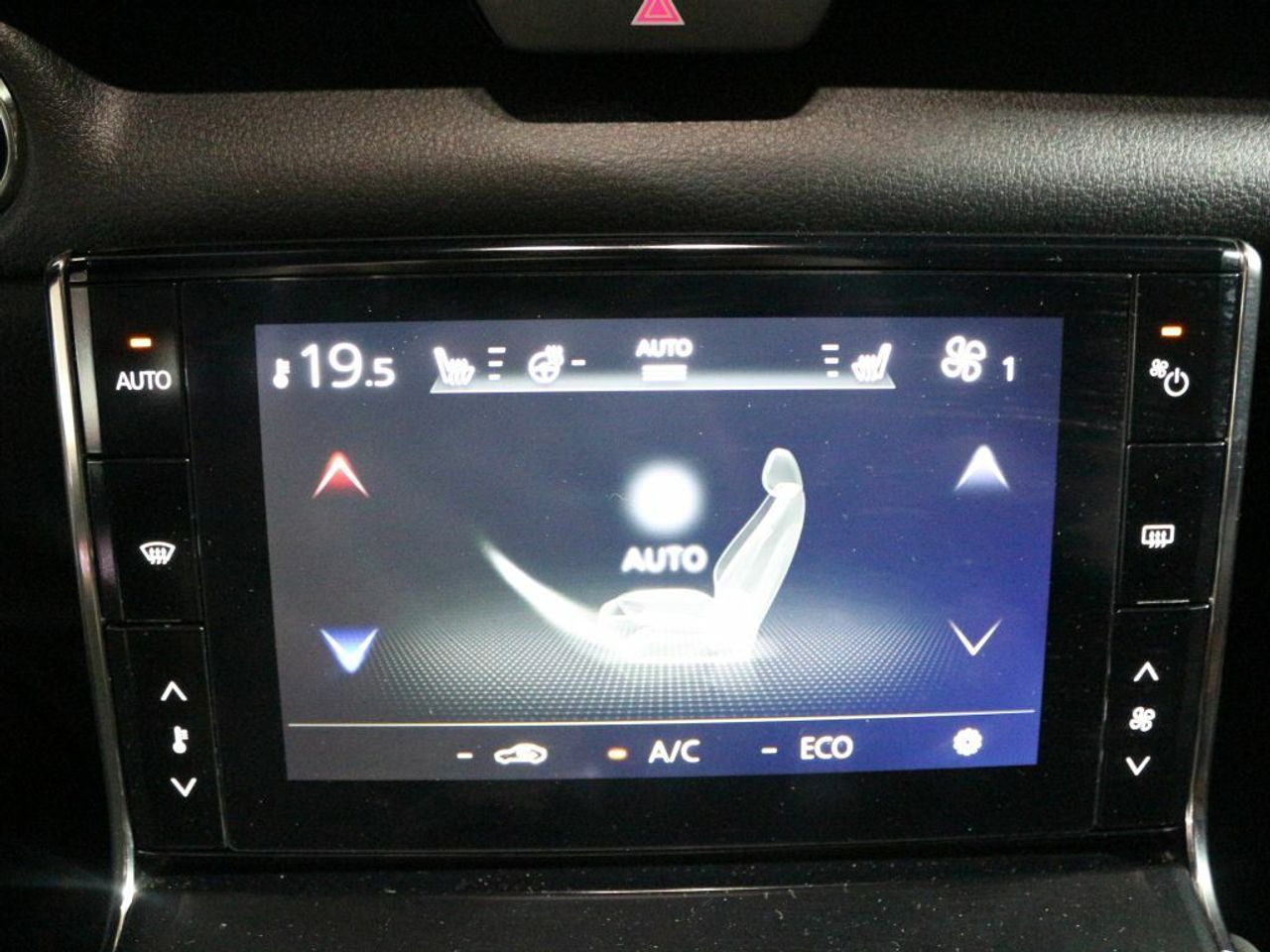 Foto Mazda MX-30 31