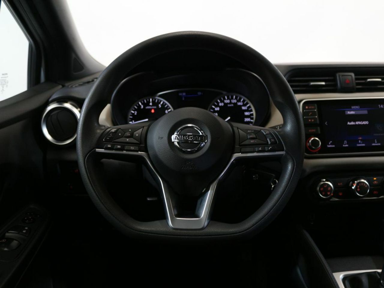 Foto Nissan Micra 7