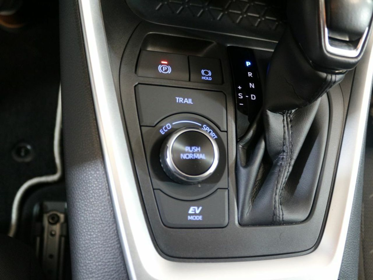 Foto Toyota Rav4 28