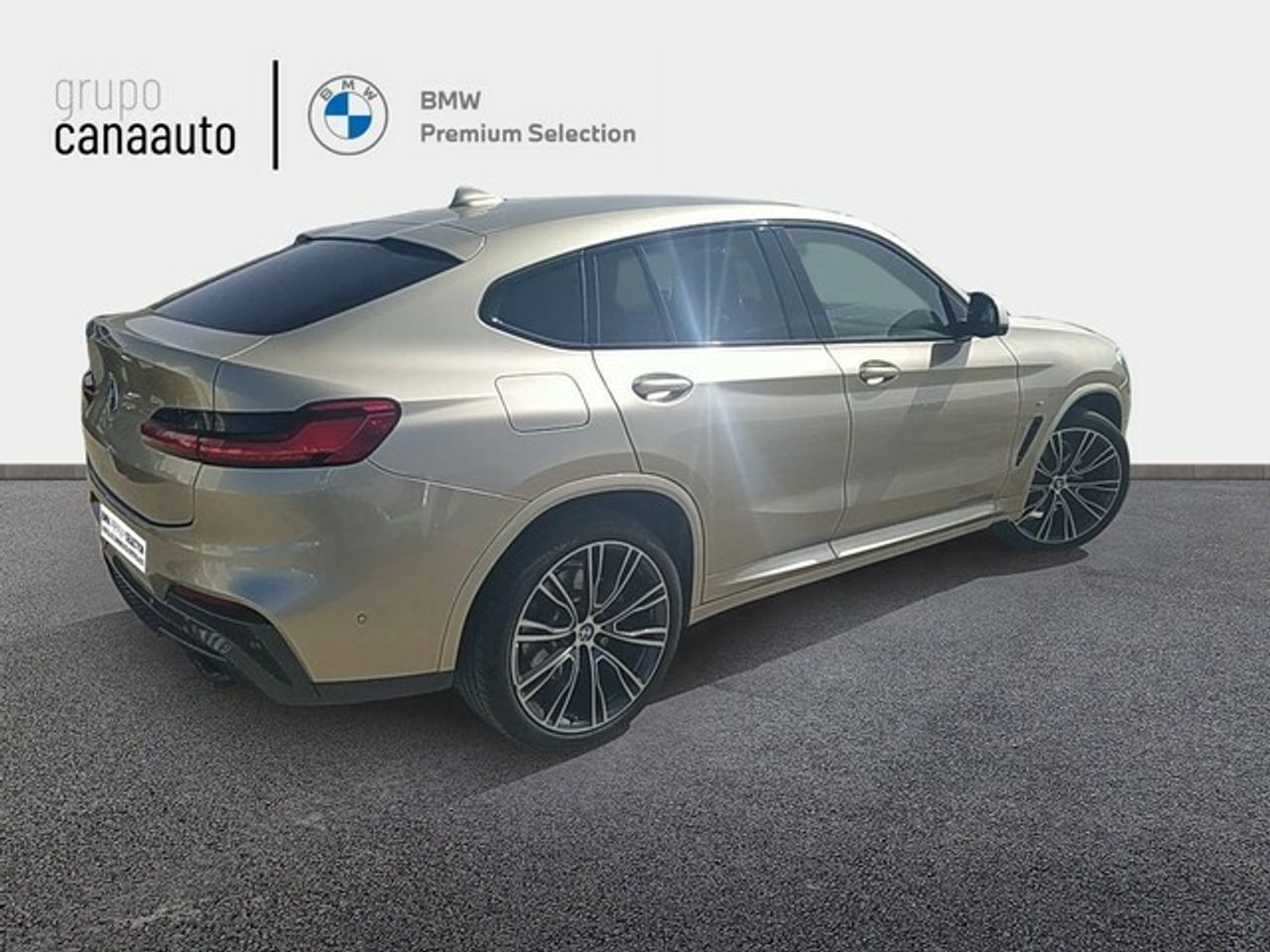 Foto BMW X4 4