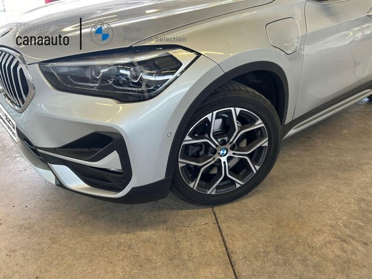 Foto BMW X1 6