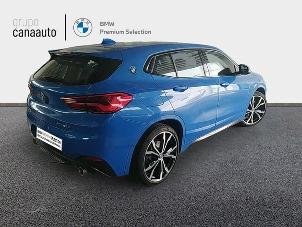 Foto BMW X2 4