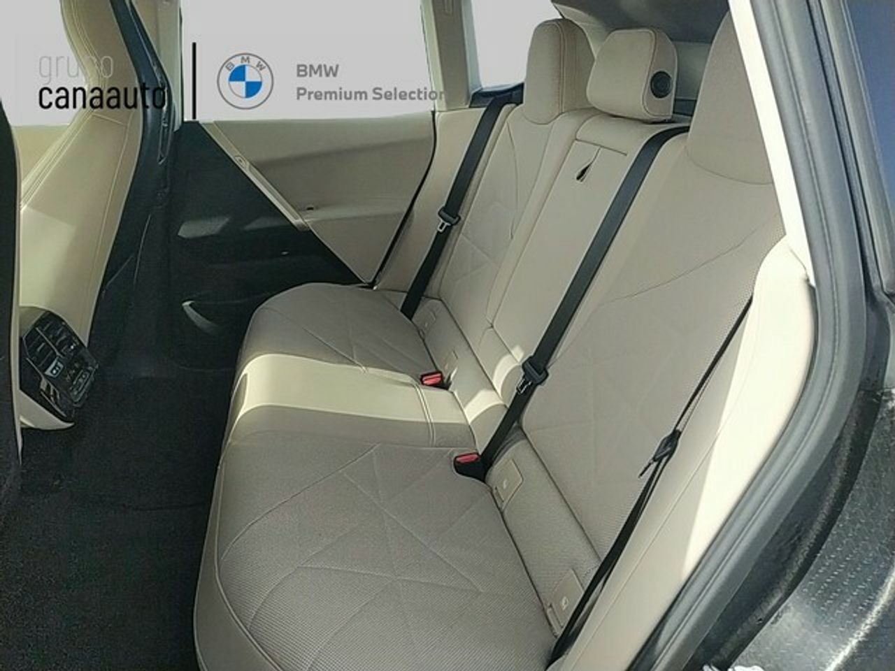 Foto BMW iX3 9