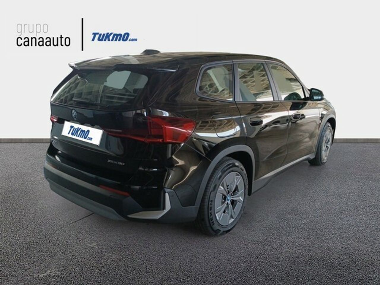 Foto BMW iX1 4