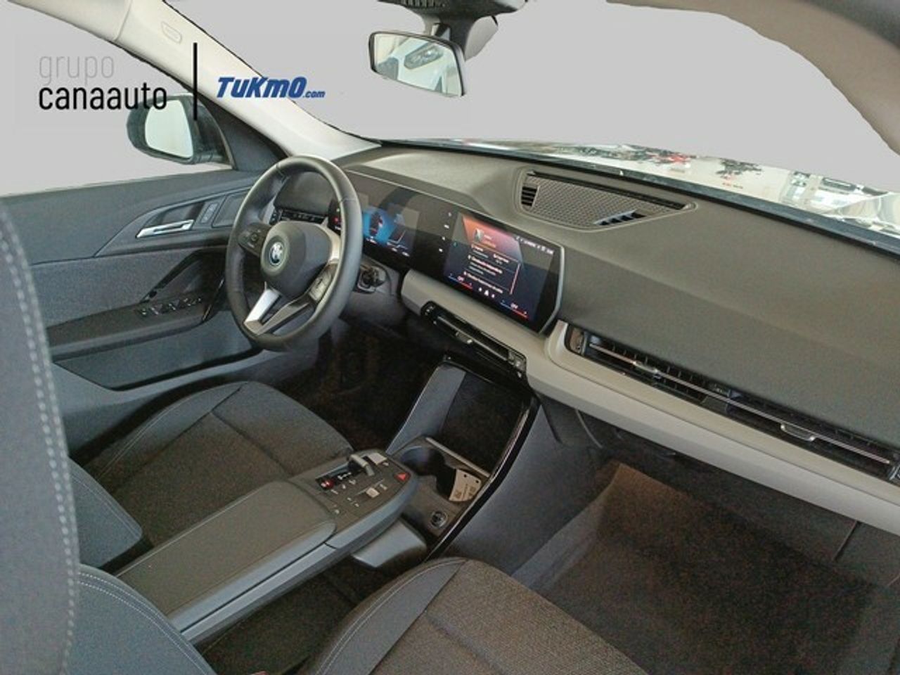 Foto BMW iX1 8