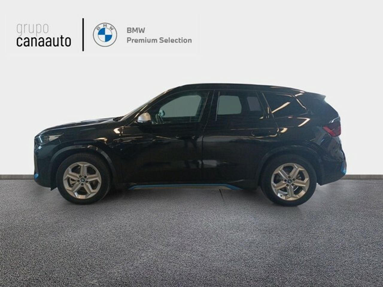 Foto BMW iX1 3