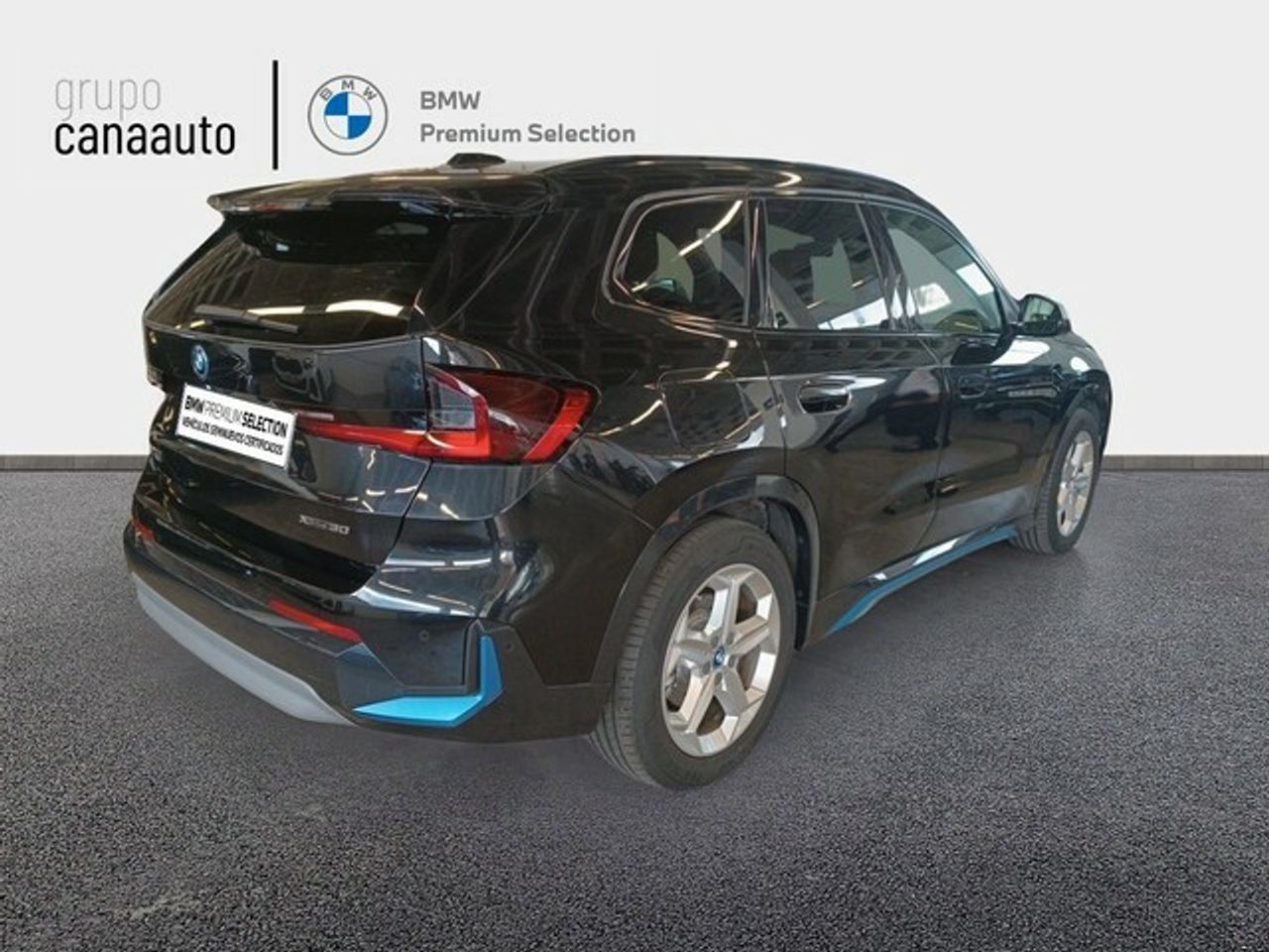 Foto BMW iX1 4