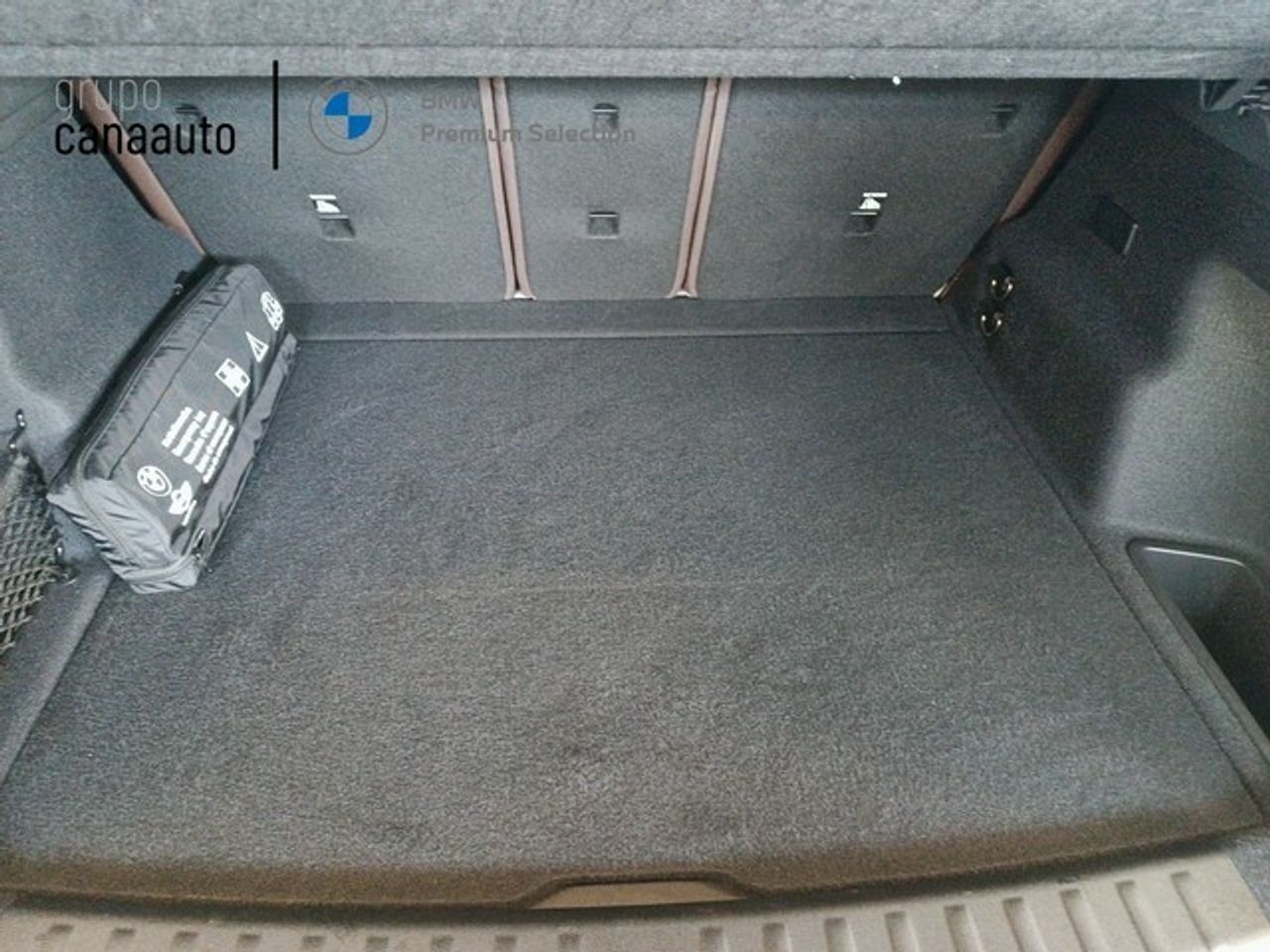 Foto BMW iX1 11